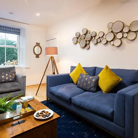 Semesterbostad Crow *